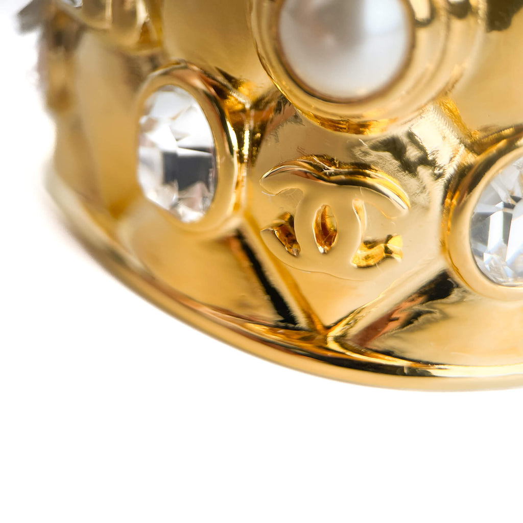 Second hand Chanel Gladiator Metal Bracelet Gold - Tabita Bags