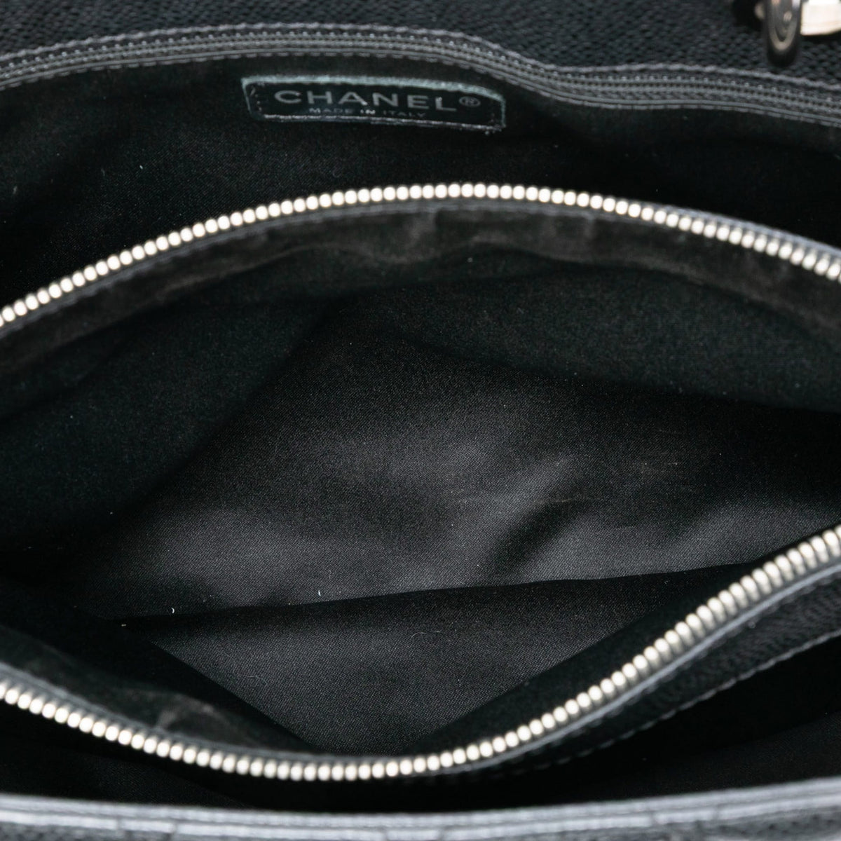 Second hand Chanel GST Quilted Caviar Leather Shopper Bag Black - Tabita Bags