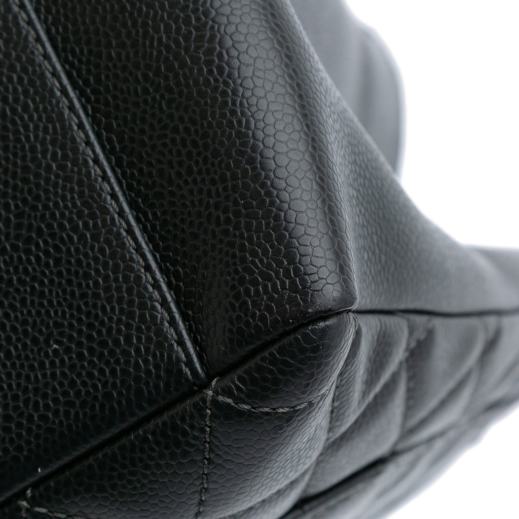 Second hand Chanel GST Quilted Caviar Leather Shopper Bag Black - Tabita Bags