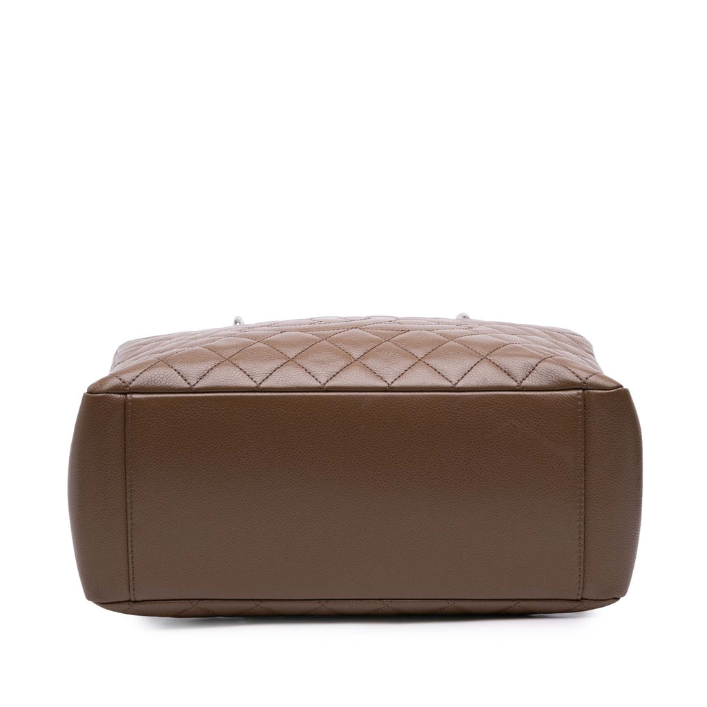 Second hand Chanel GST Quilted Caviar Leather Shopper Bag Brown - Tabita Bags