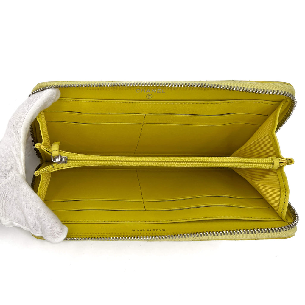 Second hand Chanel Long Zip Around Wallet Quilted Lambskin Leather Yellow - Tabita Bags