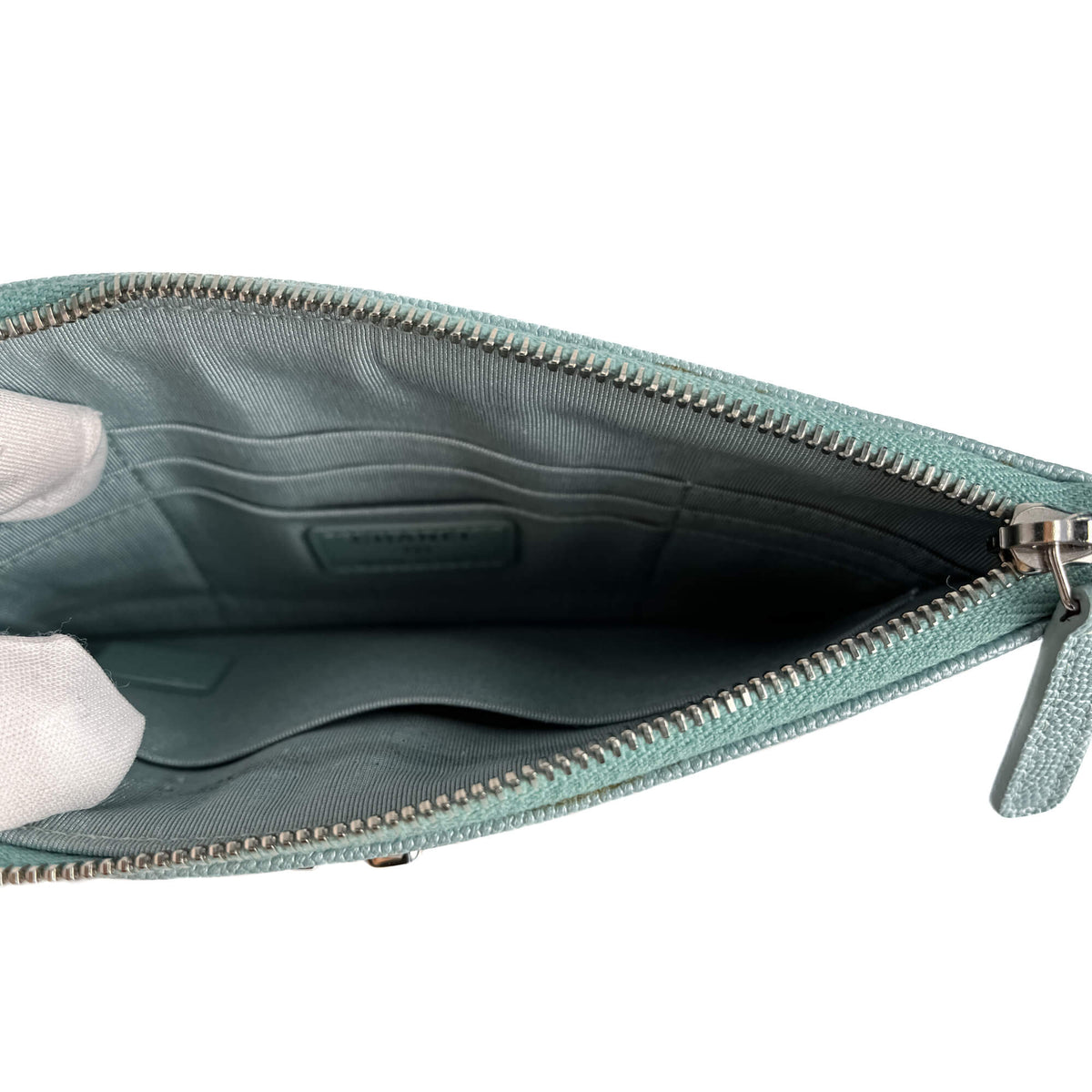 Second hand Chanel Mademoiselle Chevron Caviar Leather Pouch Metalic Iriscedent Blue - Tabita Bags