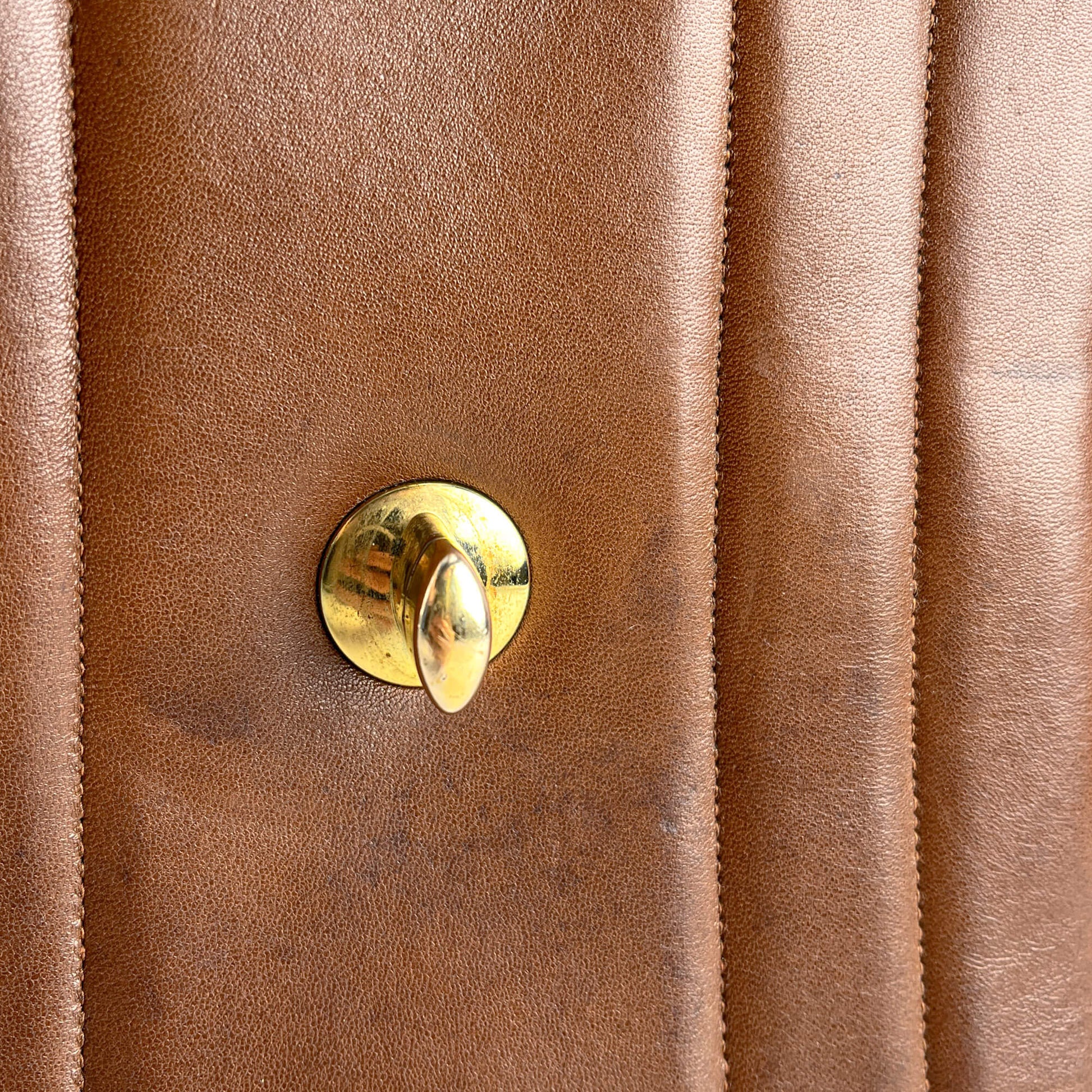 Second hand Chanel Mademoiselle Classic Flap Jumbo Lambskin Leather Shoulder Bag Brown - Tabita Bags