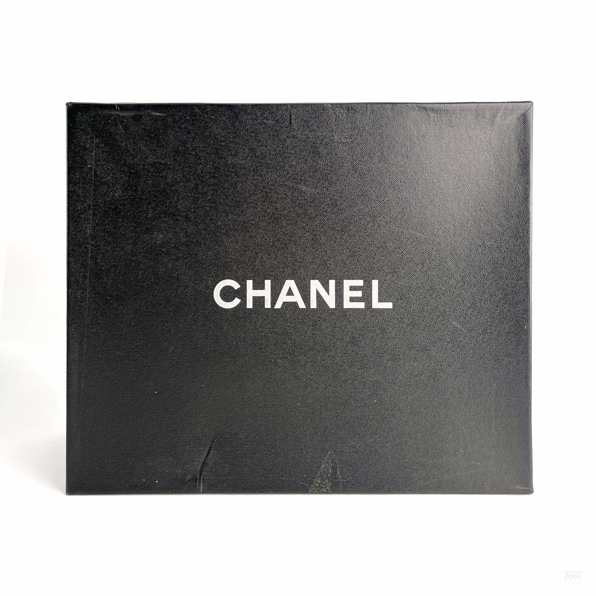 Second hand Chanel Paris Dallas Canvas Sneakers 38 Stars and CC LOGO Black & White - Tabita Bags