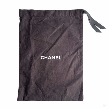 Second hand Chanel Paris Dallas Canvas Sneakers 38 Stars and CC LOGO Black & White - Tabita Bags