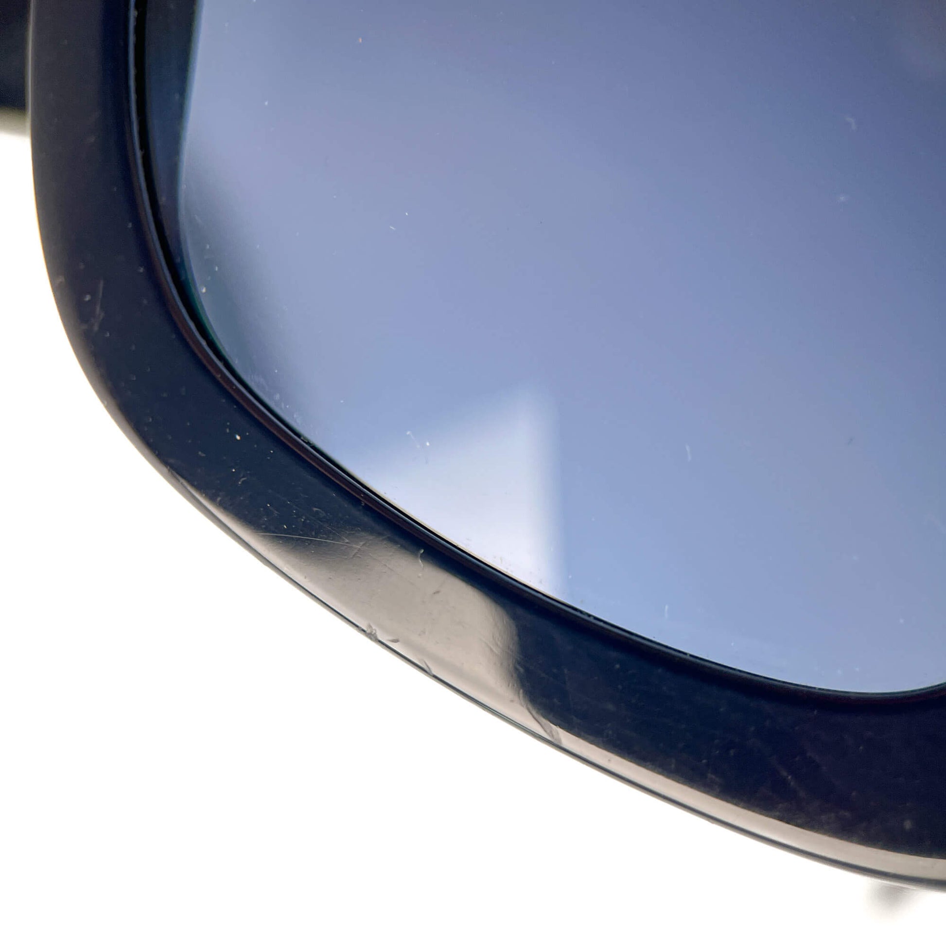 Second hand Chanel Square Acetate and Calfskin Sunglasses Bicolor - Tabita Bags