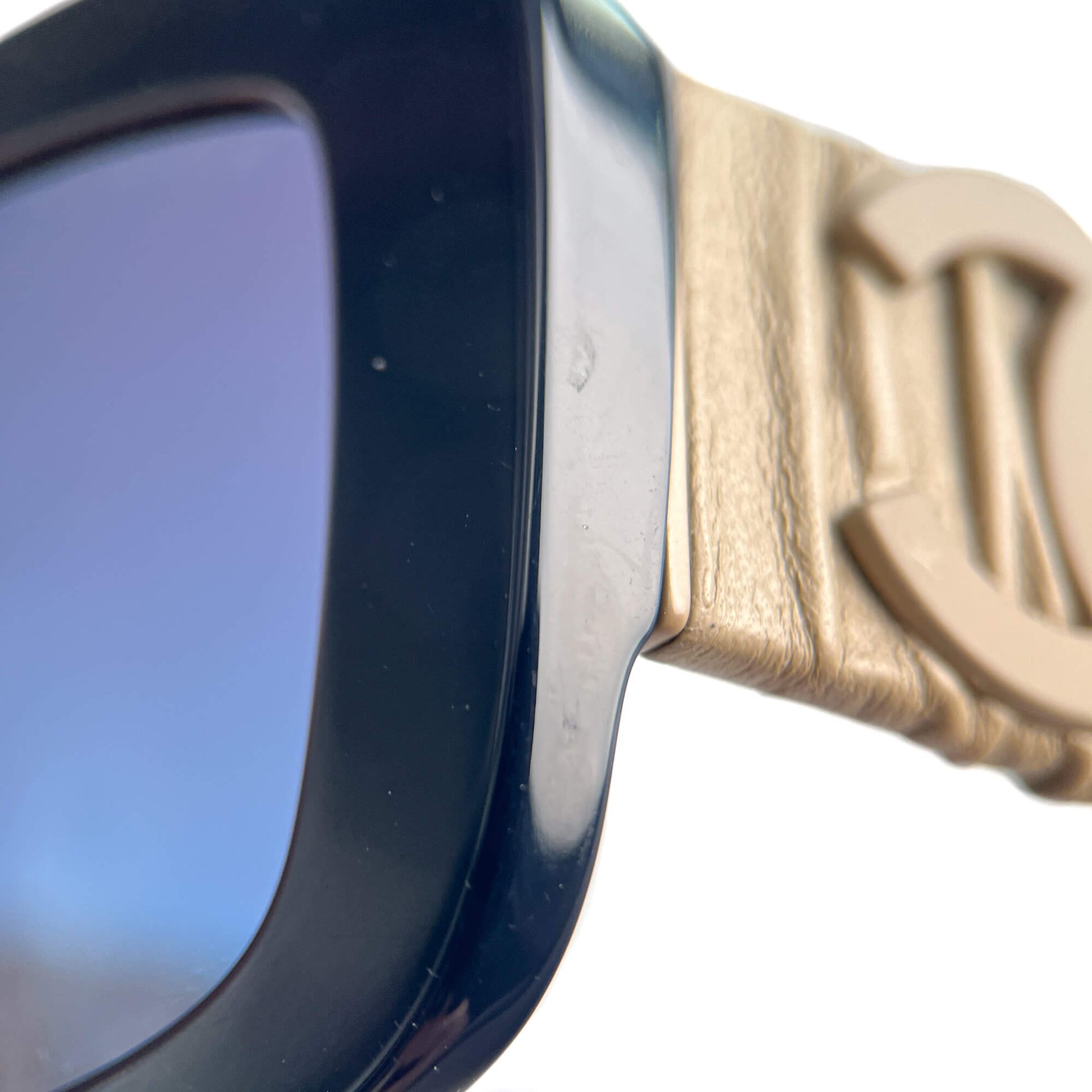 Second hand Chanel Square Acetate and Calfskin Sunglasses Bicolor - Tabita Bags