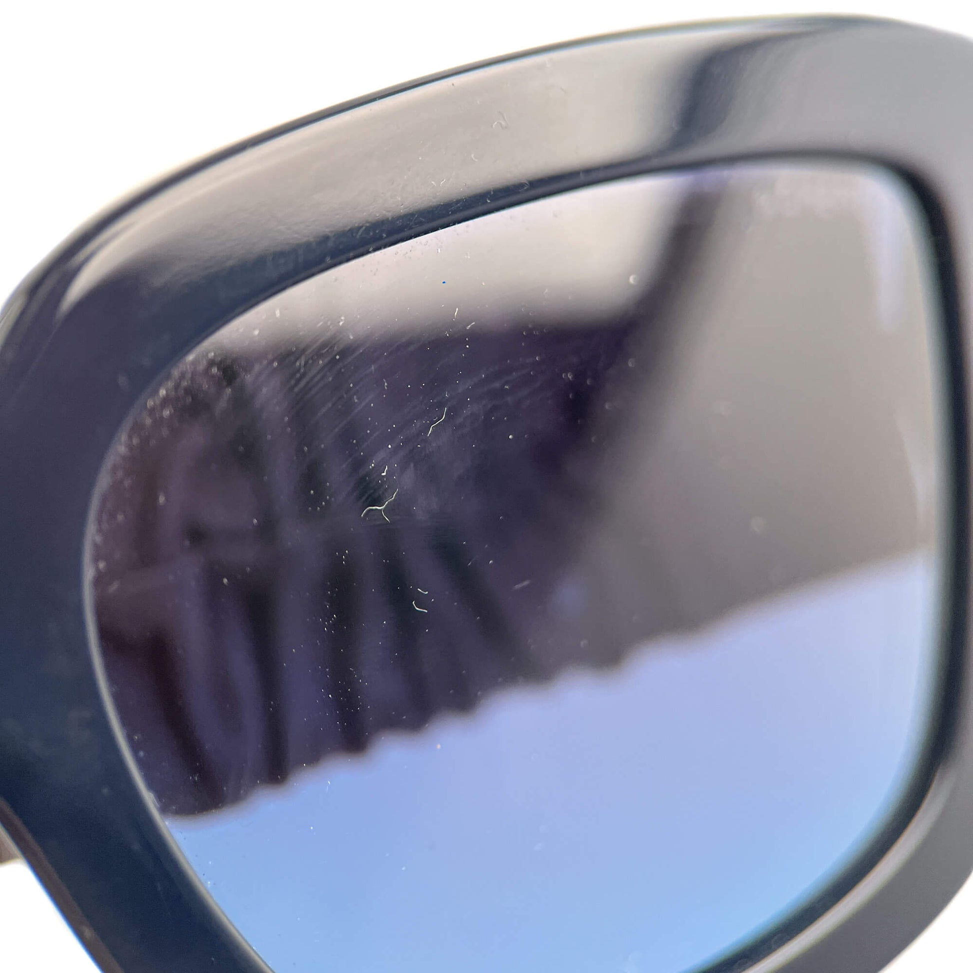 Second hand Chanel Square Acetate and Calfskin Sunglasses Bicolor - Tabita Bags