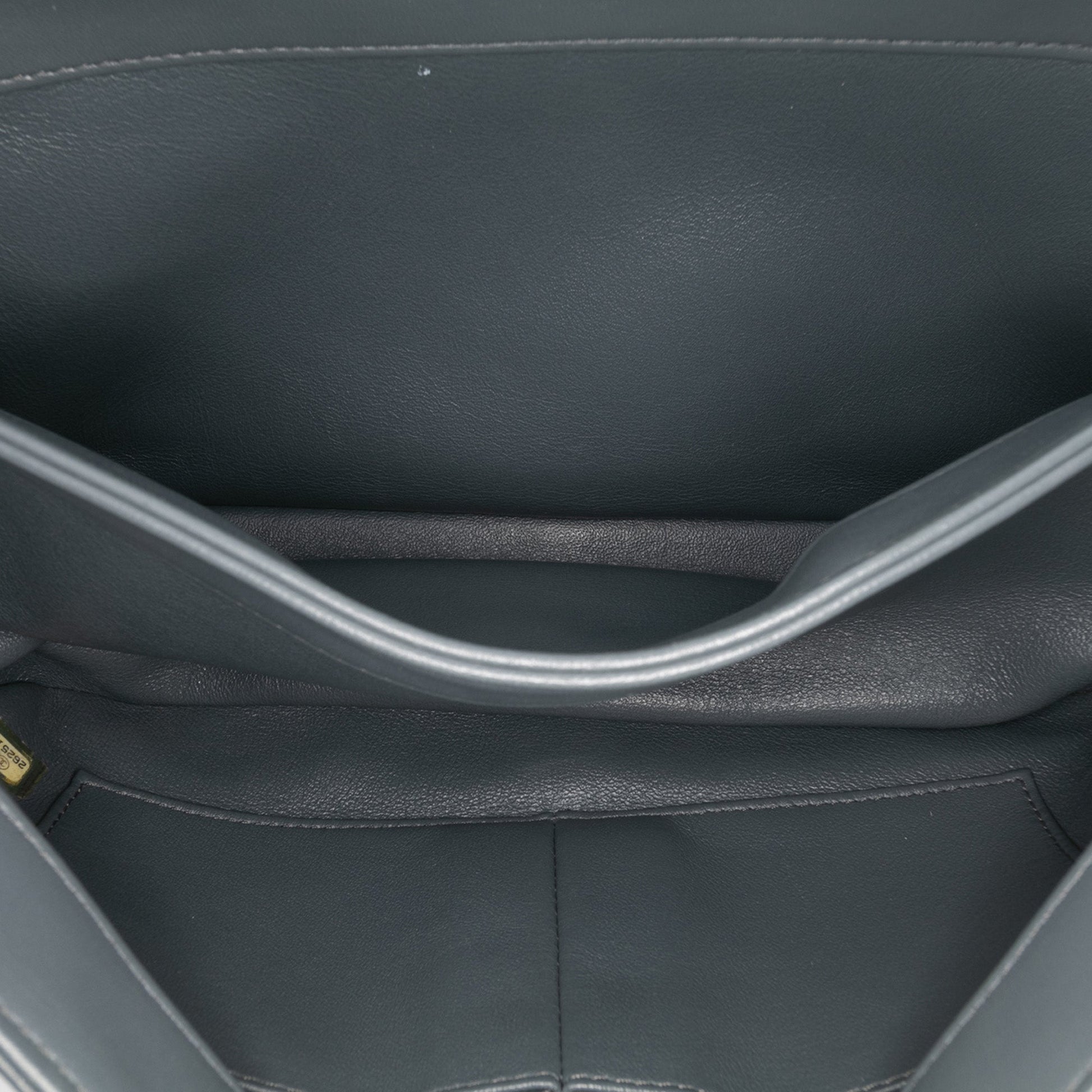 Second hand Chanel Trendy CC Large Lambskin Leather Top - handle Shoulder Bag Grey - Tabita Bags