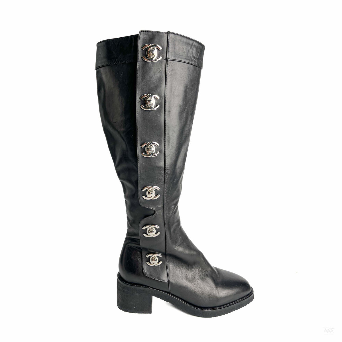 Second hand Chanel Turnlock Leather Flat Boots 39 Black - Tabita Bags
