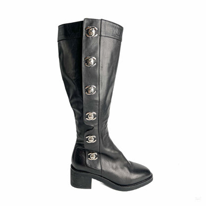 Second hand Chanel Turnlock Leather Flat Boots 39 Black - Tabita Bags