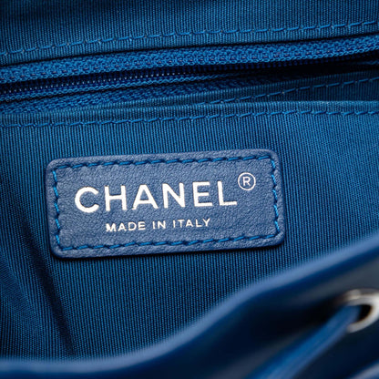 Second hand Chanel Urban Spirit Calfskin Leather Chevron Bucket Backpack Blue - Tabita Bags
