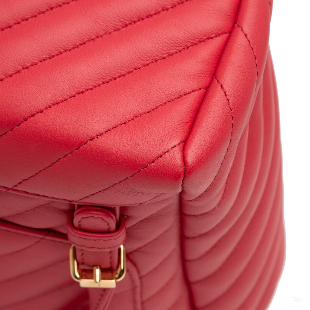 Second hand Chanel Urban Spirit Calfskin Leather Chevron Bucket Backpack Red - Tabita Bags