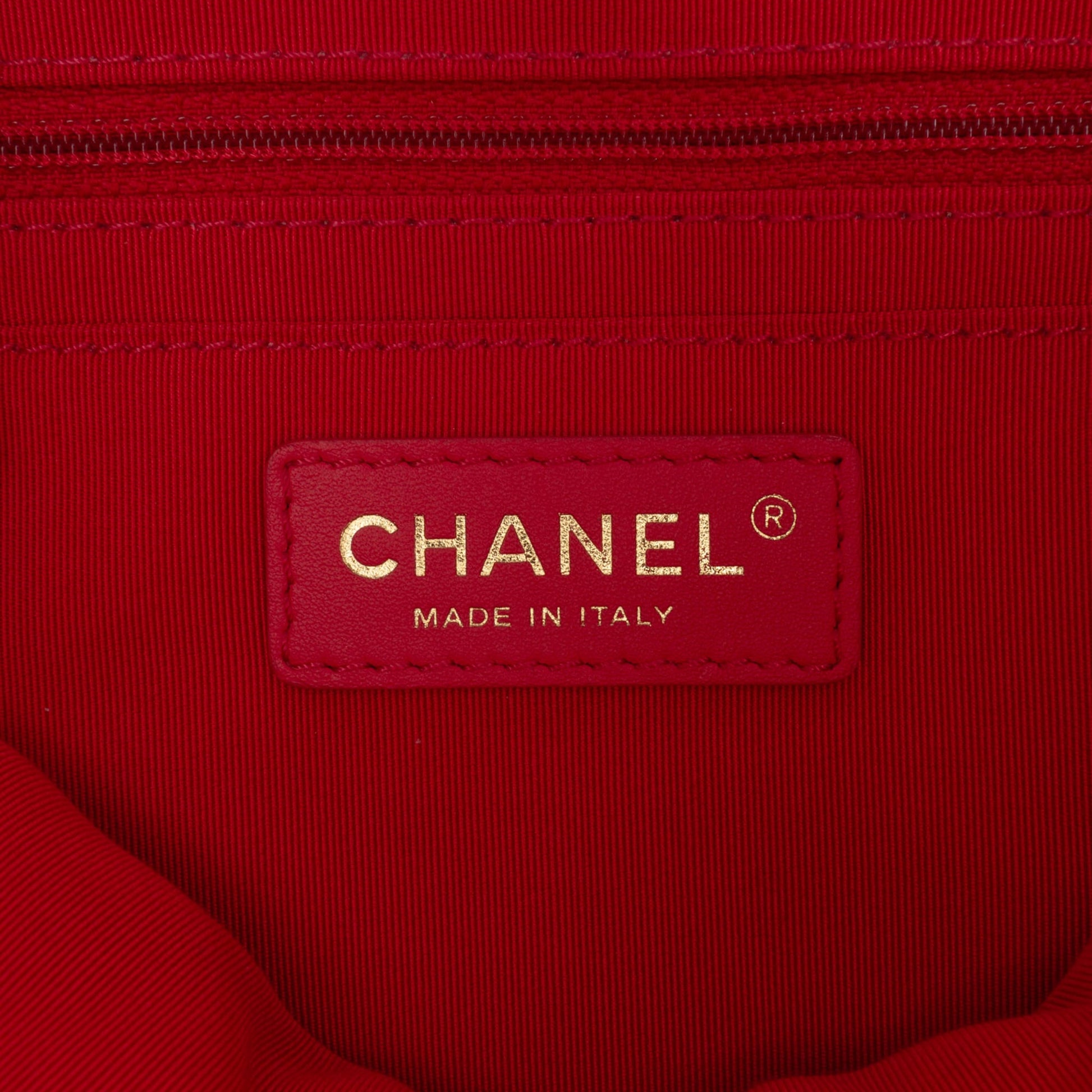 Second hand Chanel Urban Spirit Calfskin Leather Chevron Bucket Backpack Red - Tabita Bags