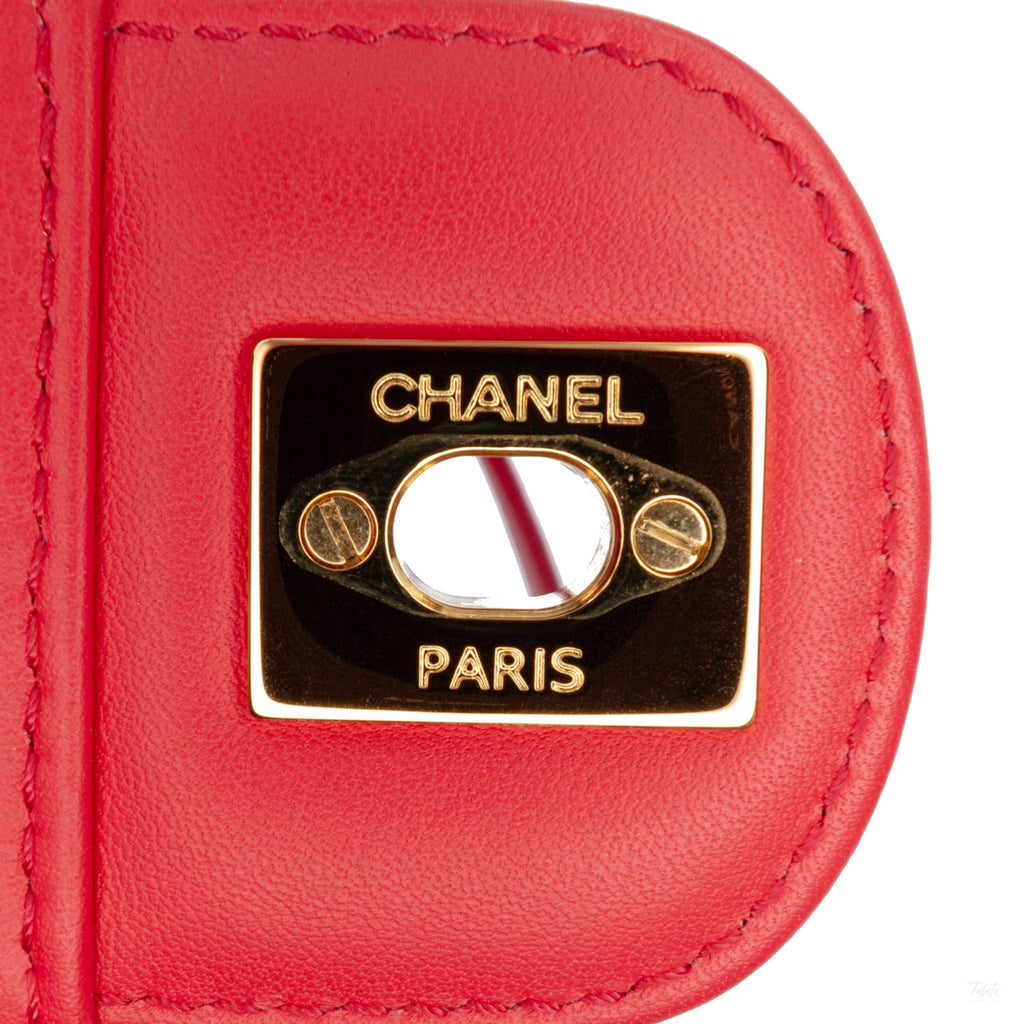 Second hand Chanel Urban Spirit Calfskin Leather Chevron Bucket Backpack Red - Tabita Bags