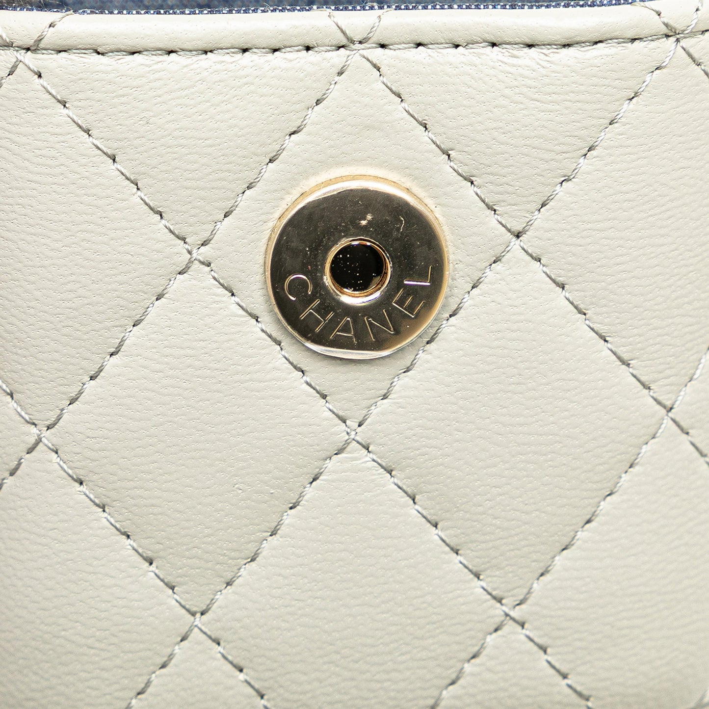 Second hand Chanel Vanity Case Mini Lambskin Leather Elegant Chain Quilted Crossbody Grey - Tabita Bags