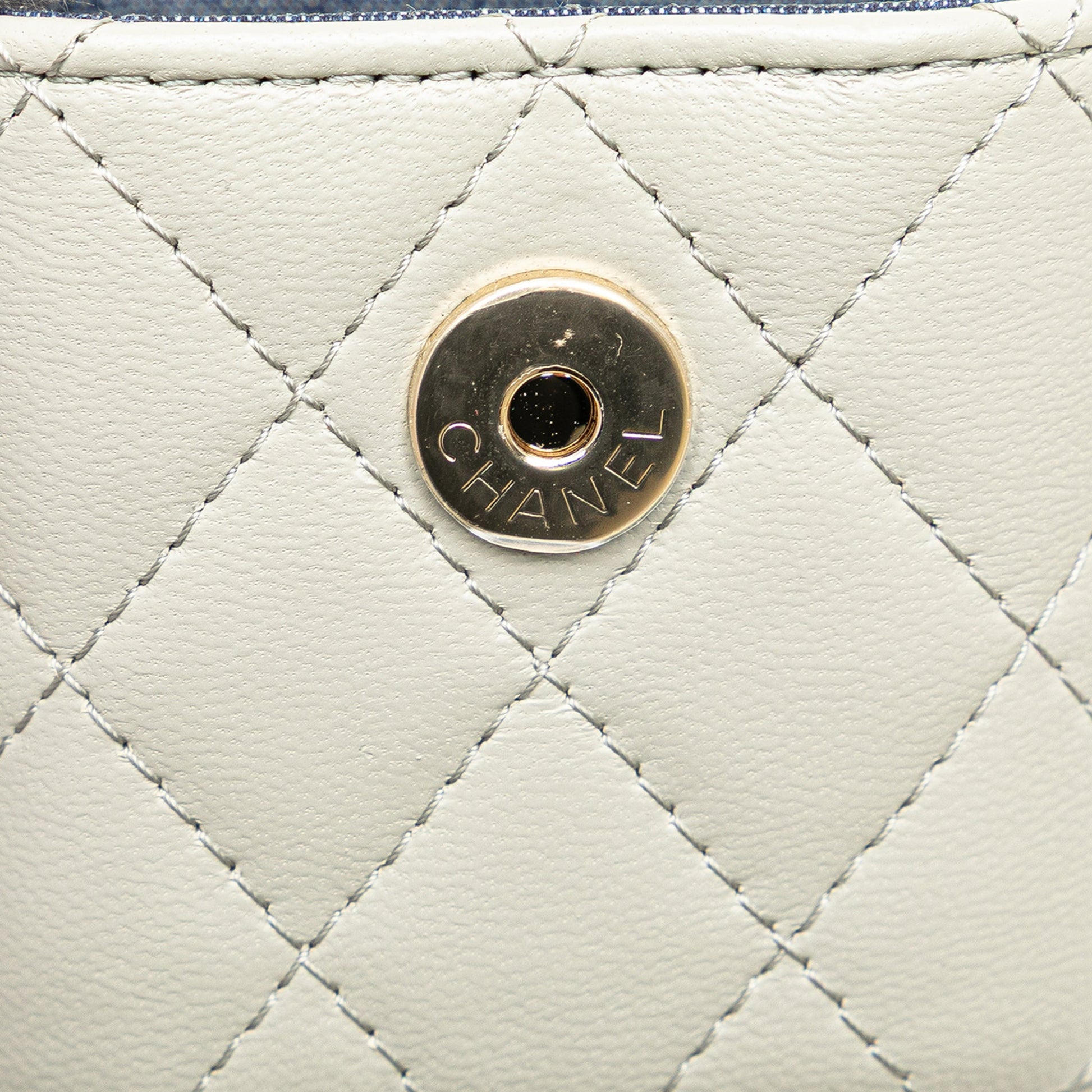 Second hand Chanel Vanity Case Mini Lambskin Leather Elegant Chain Quilted Crossbody Grey - Tabita Bags
