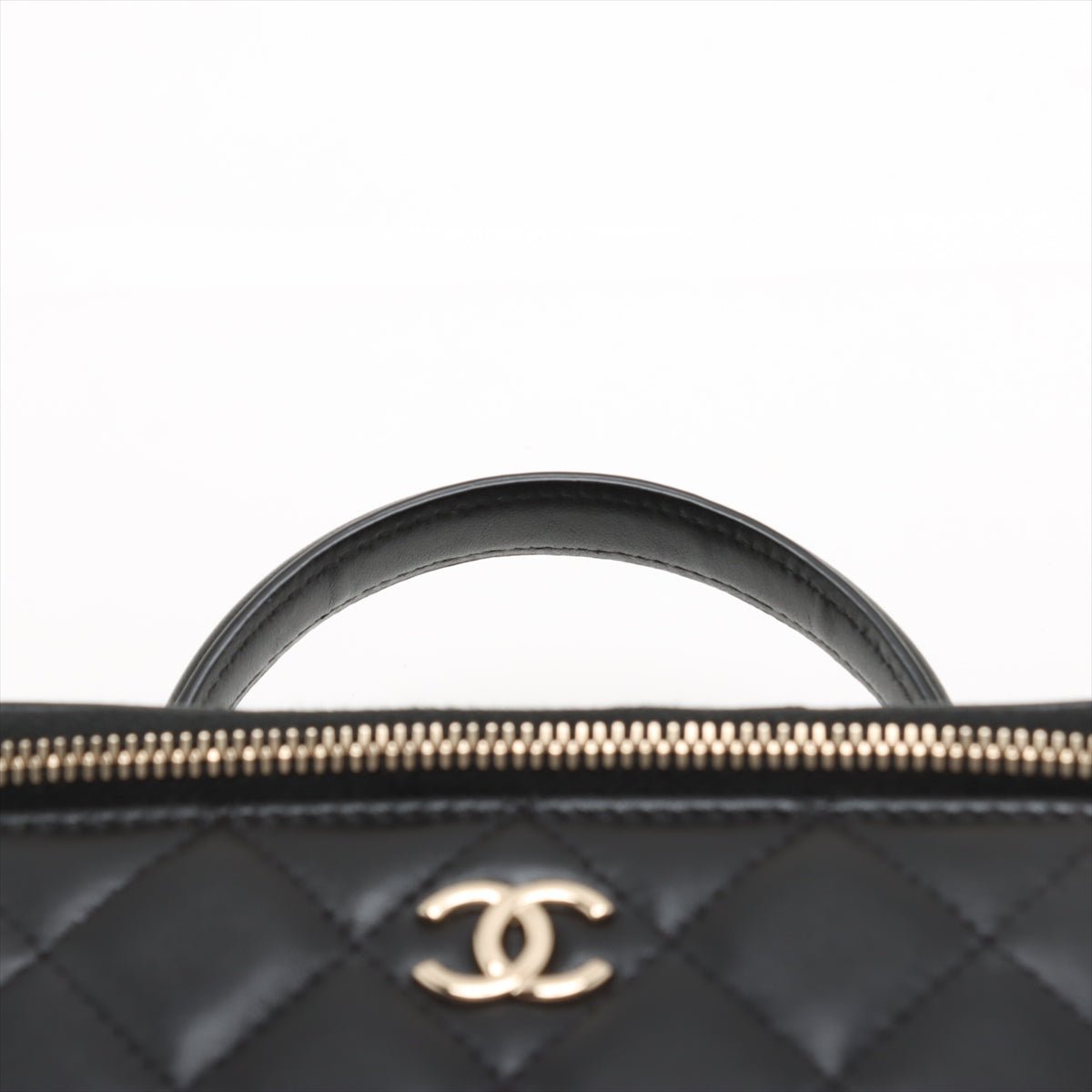 Second hand Chanel Vanity Case Small Lambskin Leather Quilted with Chain Handbag Black - Tabita Bags