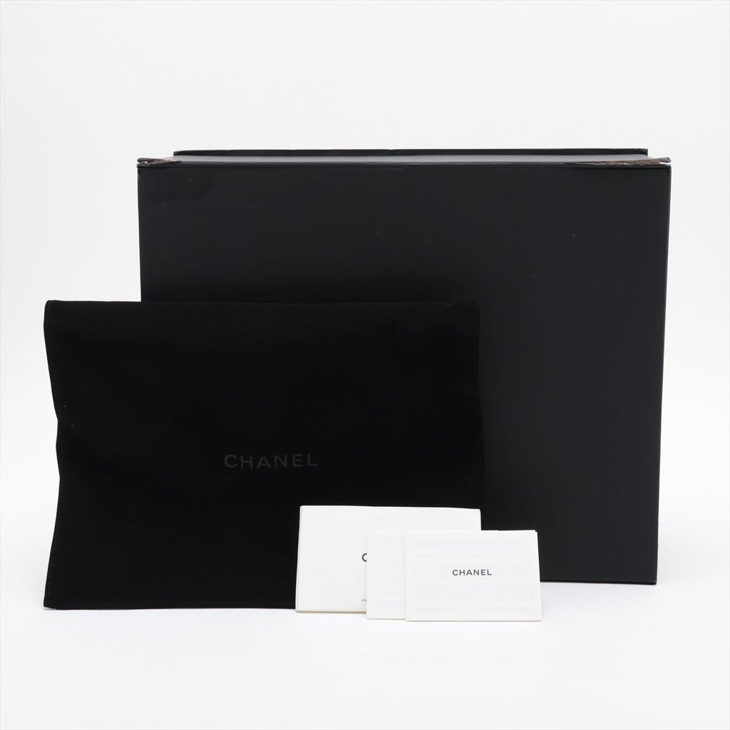 Second hand Chanel Vanity Case Small Lambskin Leather Quilted with Chain Handbag Black - Tabita Bags