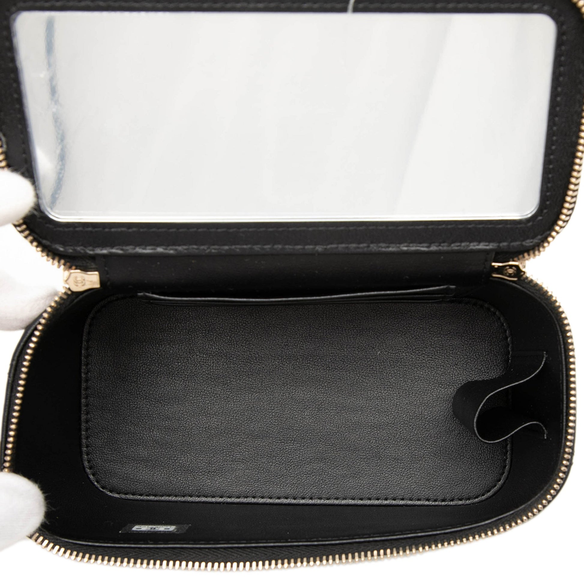 Second hand Chanel Vanity Case Small Lambskin Leather Quilted with Chain Handbag Black - Tabita Bags