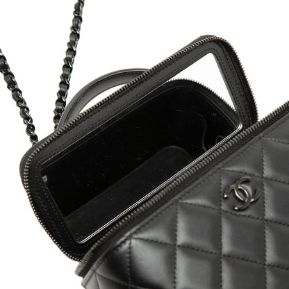 Second hand Chanel Vanity Case Small Lambskin Leather So Black Quilted with Chain Handbag Black - Tabita Bags