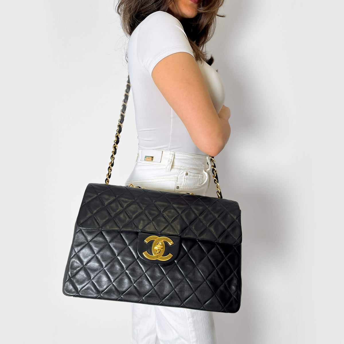 Second hand Chanel Vintage Classic Double Flap Maxi Jumbo XL Matelassè Lambskin Leather Flap Handbag Black - Tabita Bags