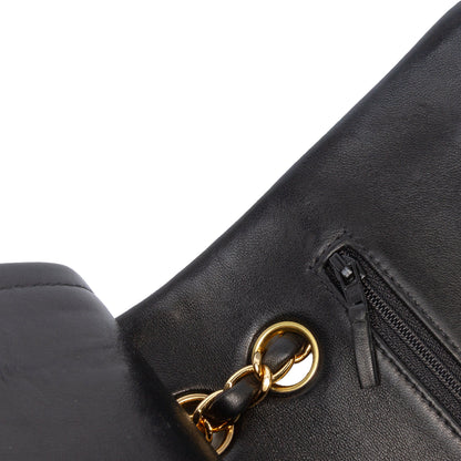 Second hand Chanel Vintage Classic Double Flap Medium Lambskin Leather Matelassè Shoulder Bag Black - Tabita Bags