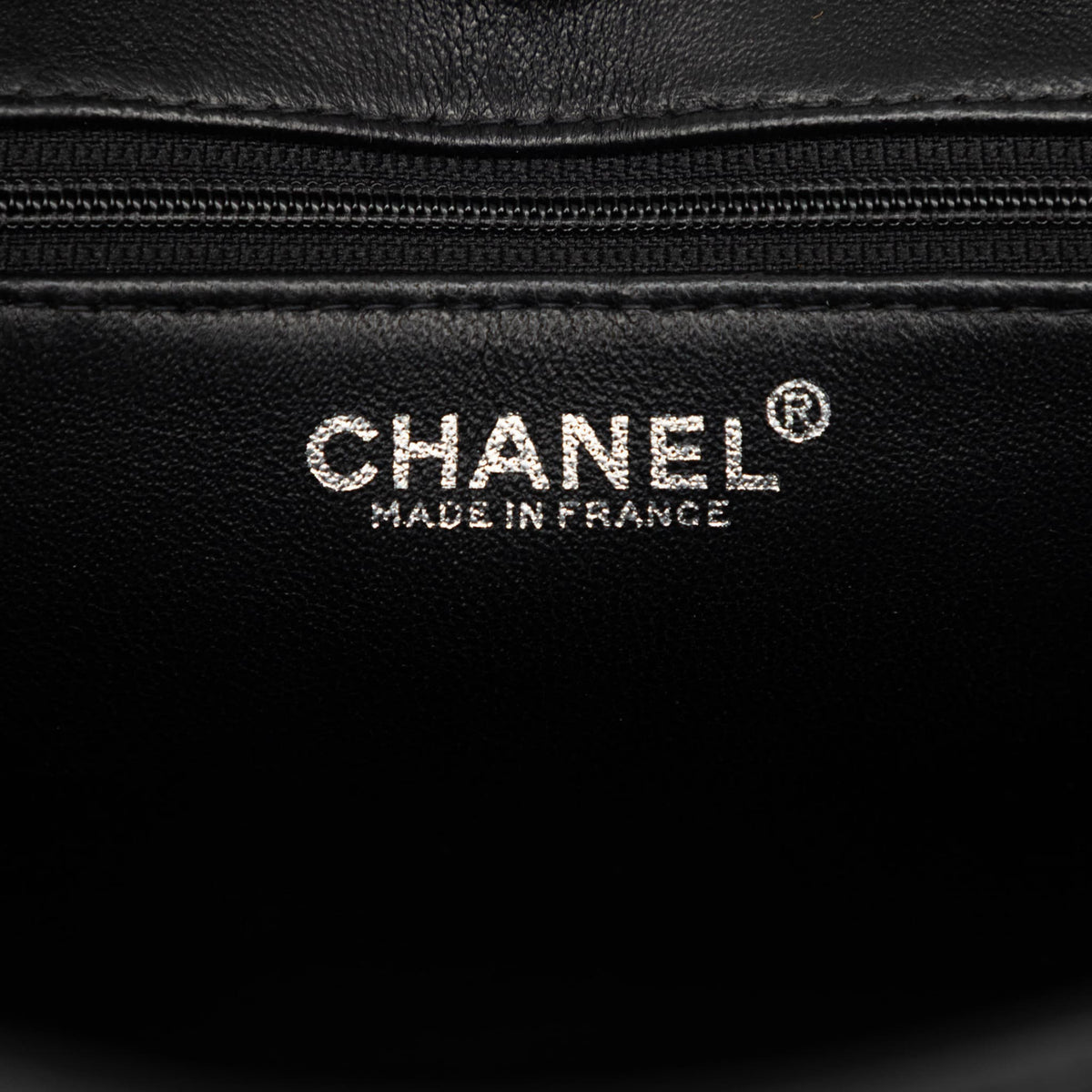 Second hand Chanel Vintage Medallion Caviar Leather Quilted Tote Handbag Black - Tabita Bags