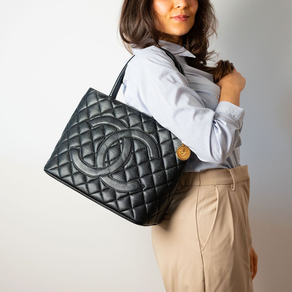 Second hand Chanel Vintage Medallion Caviar Leather Quilted Tote Handbag Black - Tabita Bags
