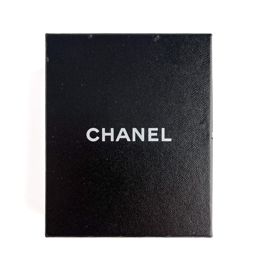 Second hand Chanel Vintage Medallion Metal Reversible Chain Belt 75 Gold - Tabita Bags