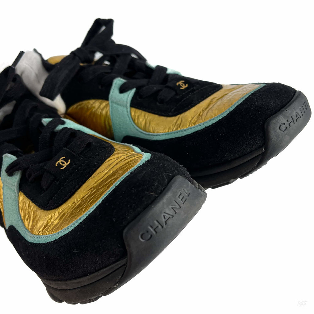 Second hand Chanel Wmns Suede Sneakers 38 Turquoise & Gold - Tabita Bags