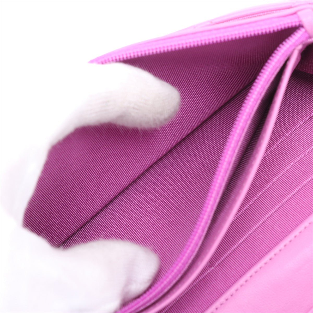 Second hand Chanel WOC Lambskin Leather Quilted Flap Crossbody Pink - Tabita Bags