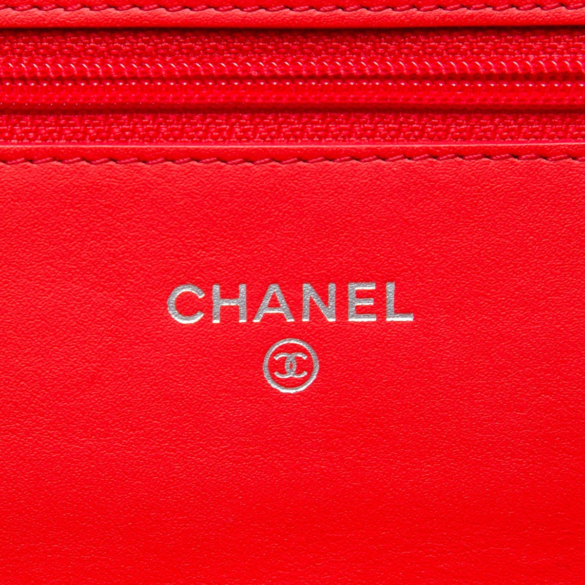 Second hand Chanel WOC Patent Leather Quilted Flap Crossbody Red - Tabita Bags