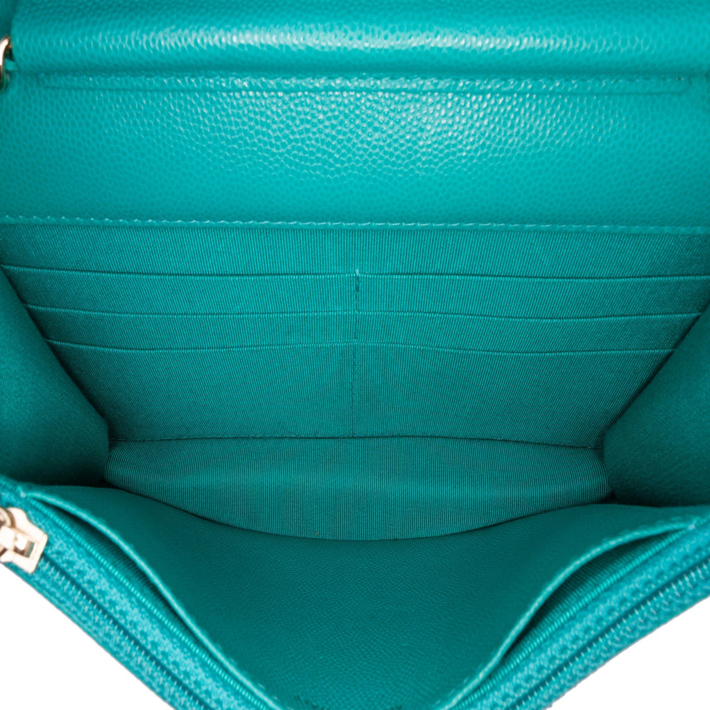 Second hand Chanel WOC Quilted Caviar Leather 2 - Ways Flap Bag Green - Tabita Bags