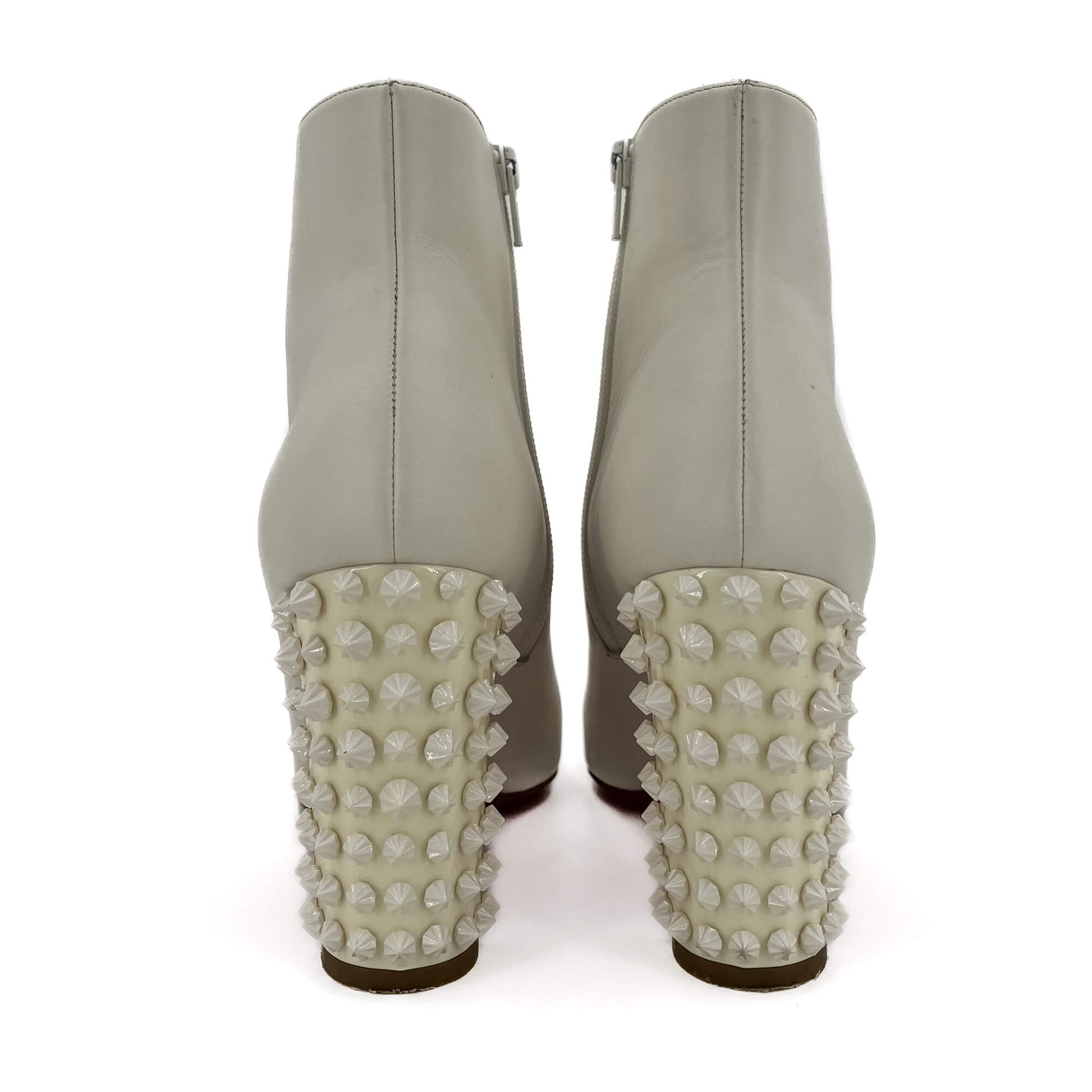 Second hand Christian Louboutin Spikoo Spiked Leather High Heel Boots 40 White - Tabita Bags