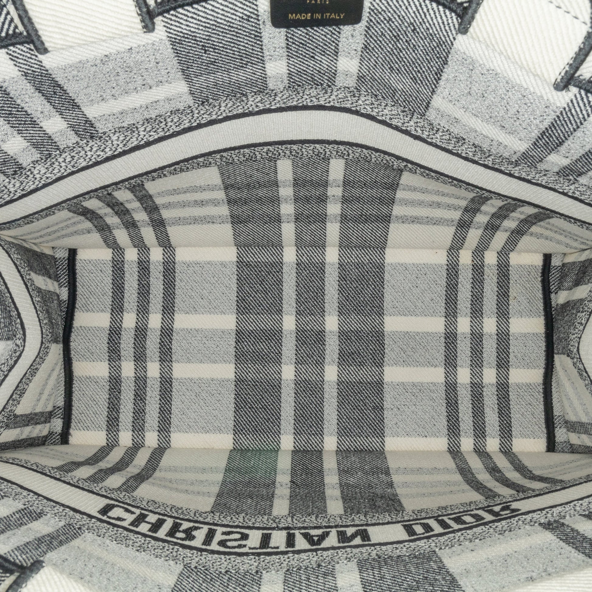 Second hand Dior Book Tote Large Embroidery Canvas Handbag White - Tabita Bags