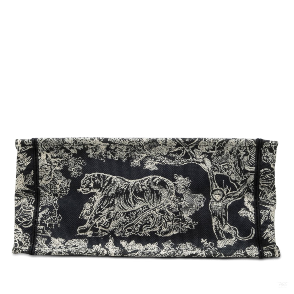 Second hand Dior Book Tote Medium Canvas Embroidery Handbag Dioriviera Toile De Jouy Blue - Tabita Bags