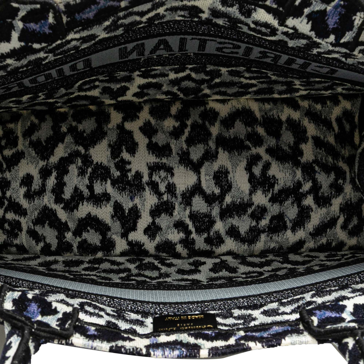 Second hand Dior Book Tote Medium Canvas Embroidery Handbag Mizza - Tabita Bags