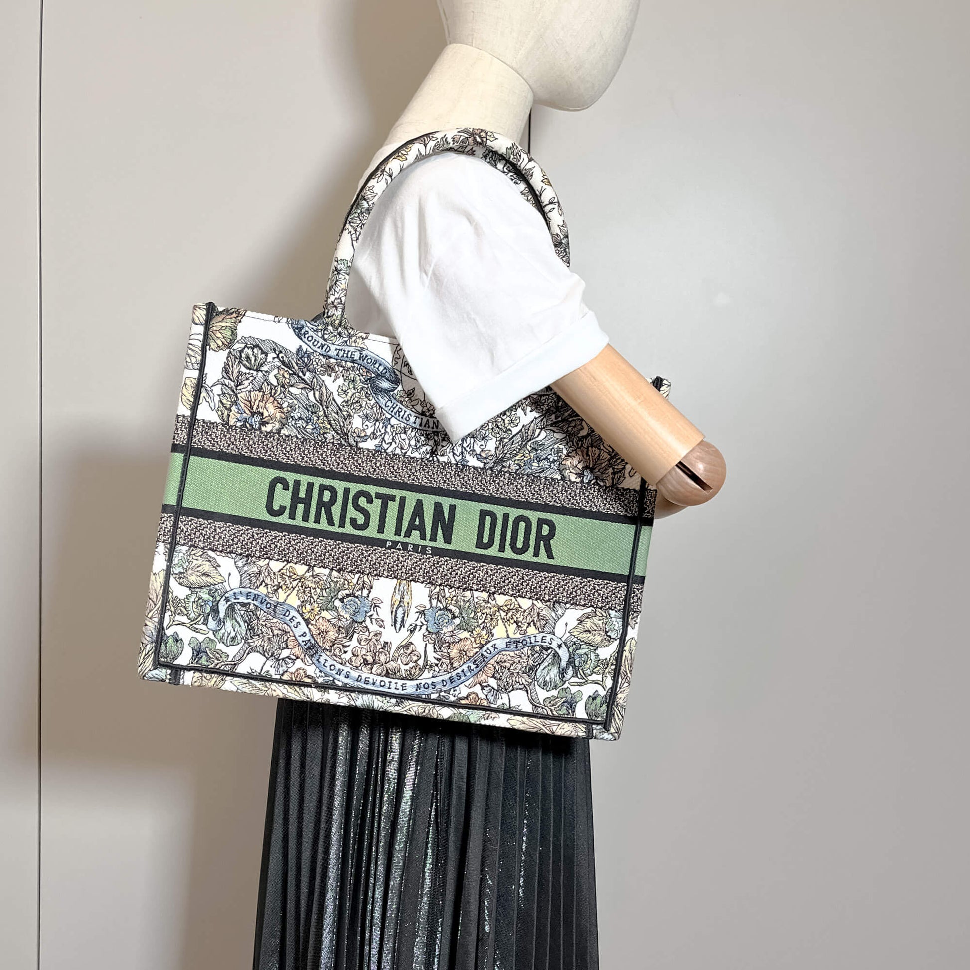 Book Bag Dior Bag Name Christian Dior Name Tote Dior Book Tote