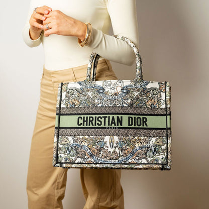 Second hand Dior Book Tote Medium Embroidery Canvas Bag Butterfly Around The World Name Susie Green - Tabita Bags
