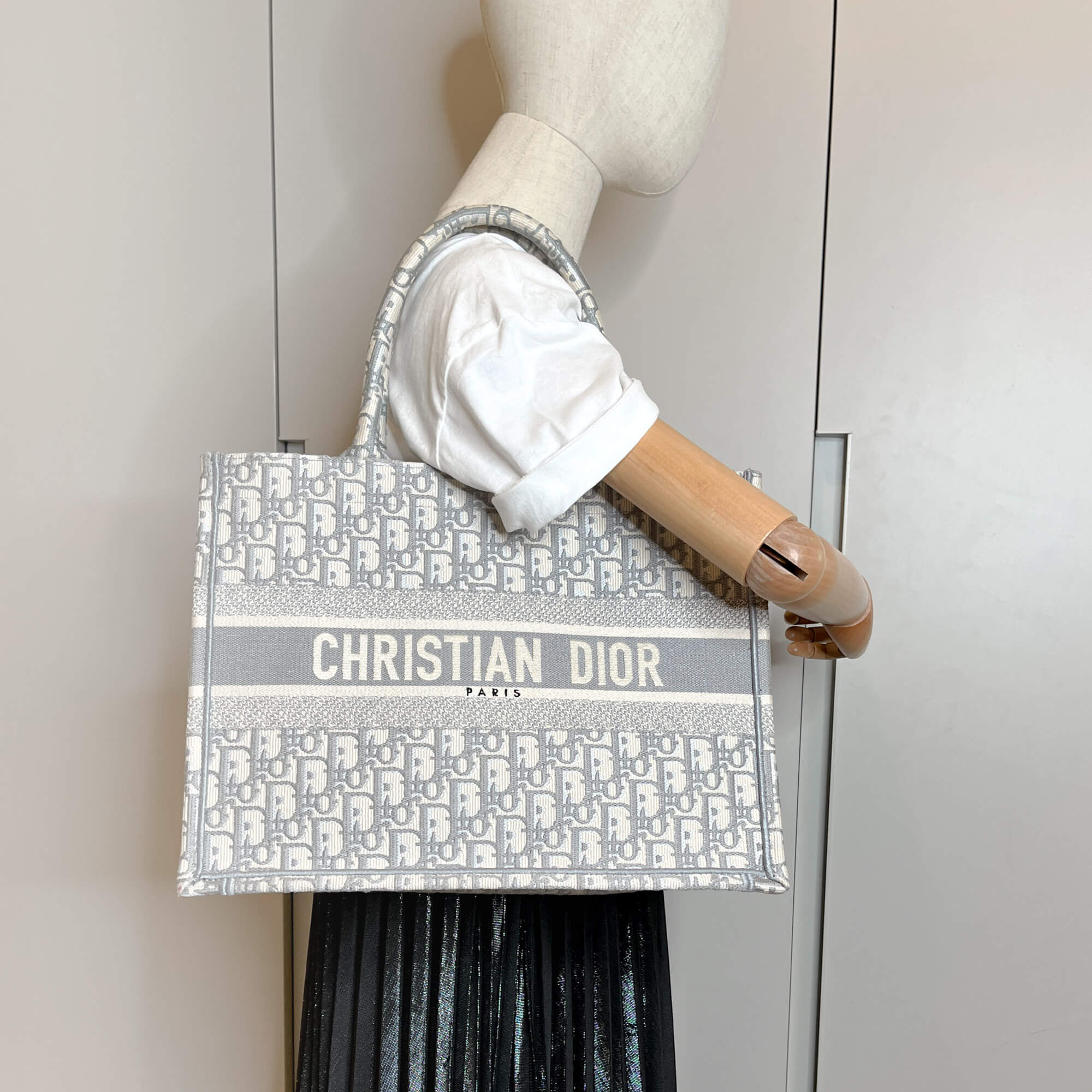 Dior Book Tote Medium Embroidery Canvas Bag Dior Oblique Grey Tabita Bags Tabita Bags with Love