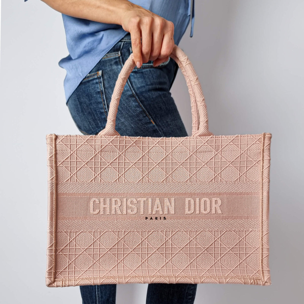 Second hand Dior Book Tote Medium Embroidery Canvas Bag Pink - Tabita Bags