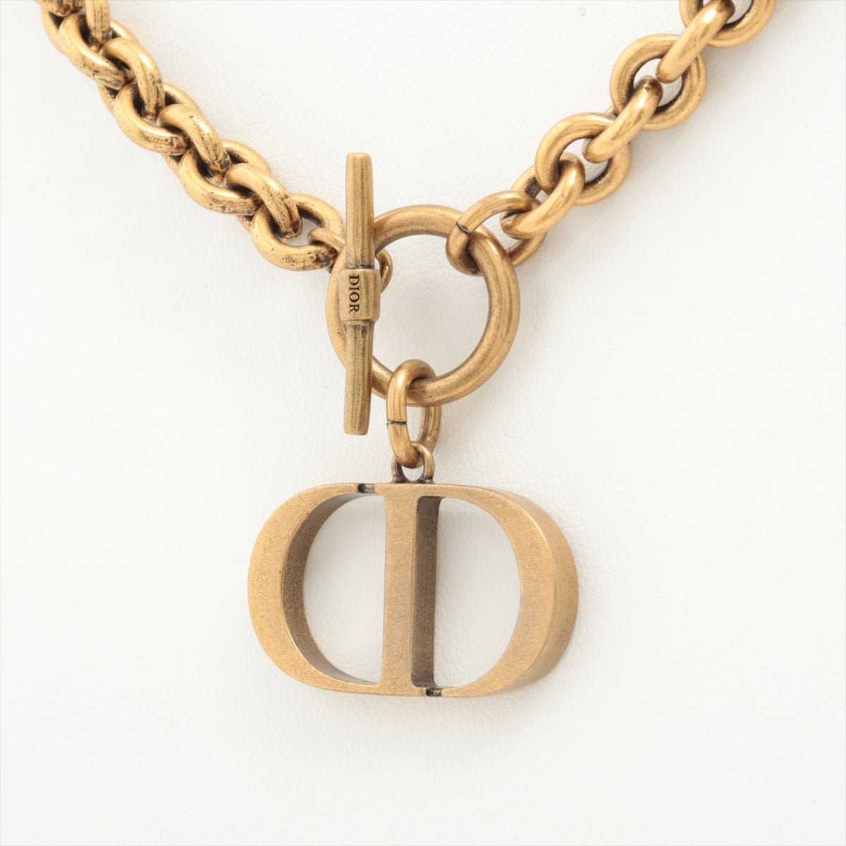 Second hand Dior CD Pendant Short Metal Necklace - Tabita Bags