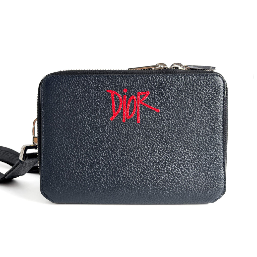 Second hand Dior Dior x Shawn Stussy Leather 2 - Ways Camera Crossbody Blue - Tabita Bags
