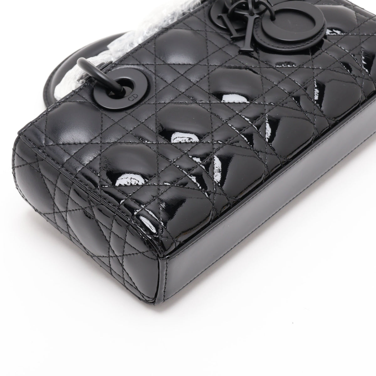 Second hand Dior Lady D-Joy Small Calfskin & Patent Cannage Top-handle Handbag Black - Tabita Bags