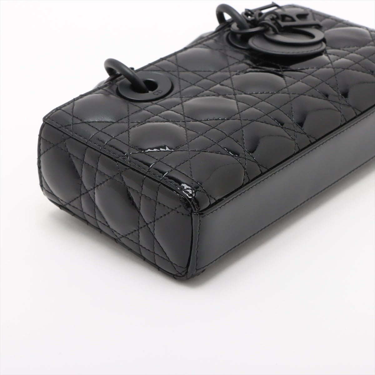Second hand Dior Lady D-Joy Small Calfskin & Patent Cannage Top-handle Handbag Black - Tabita Bags