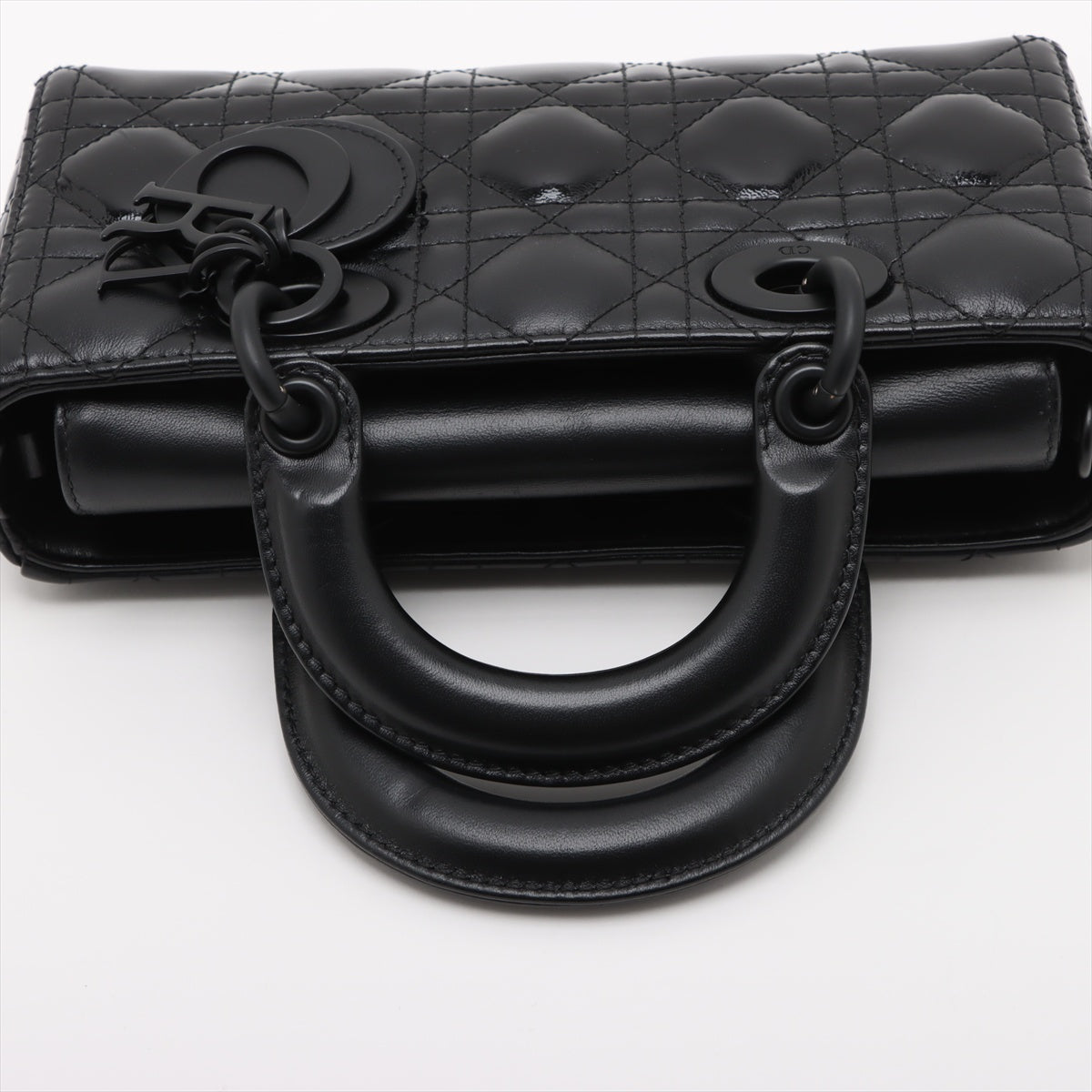 Second hand Dior Lady D-Joy Small Calfskin & Patent Cannage Top-handle Handbag Black - Tabita Bags