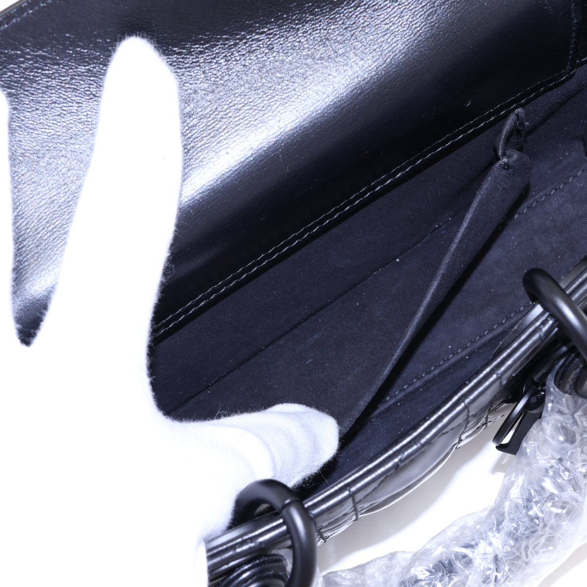 Second hand Dior Lady D-Joy Small Calfskin & Patent Cannage Top-handle Handbag Black - Tabita Bags