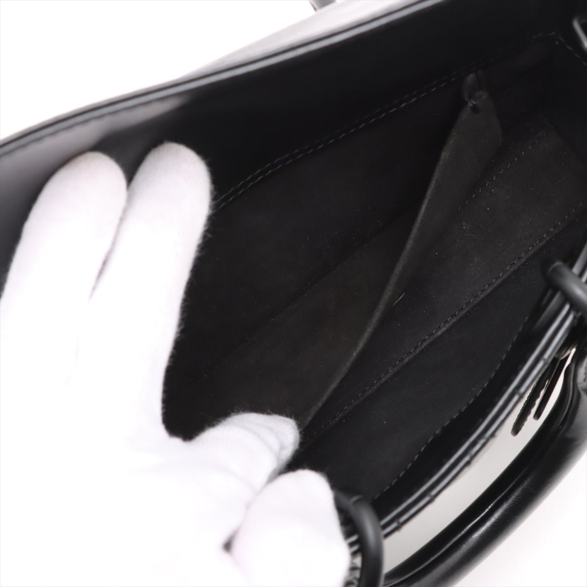 Second hand Dior Lady D-Joy Small Calfskin & Patent Cannage Top-handle Handbag Black - Tabita Bags