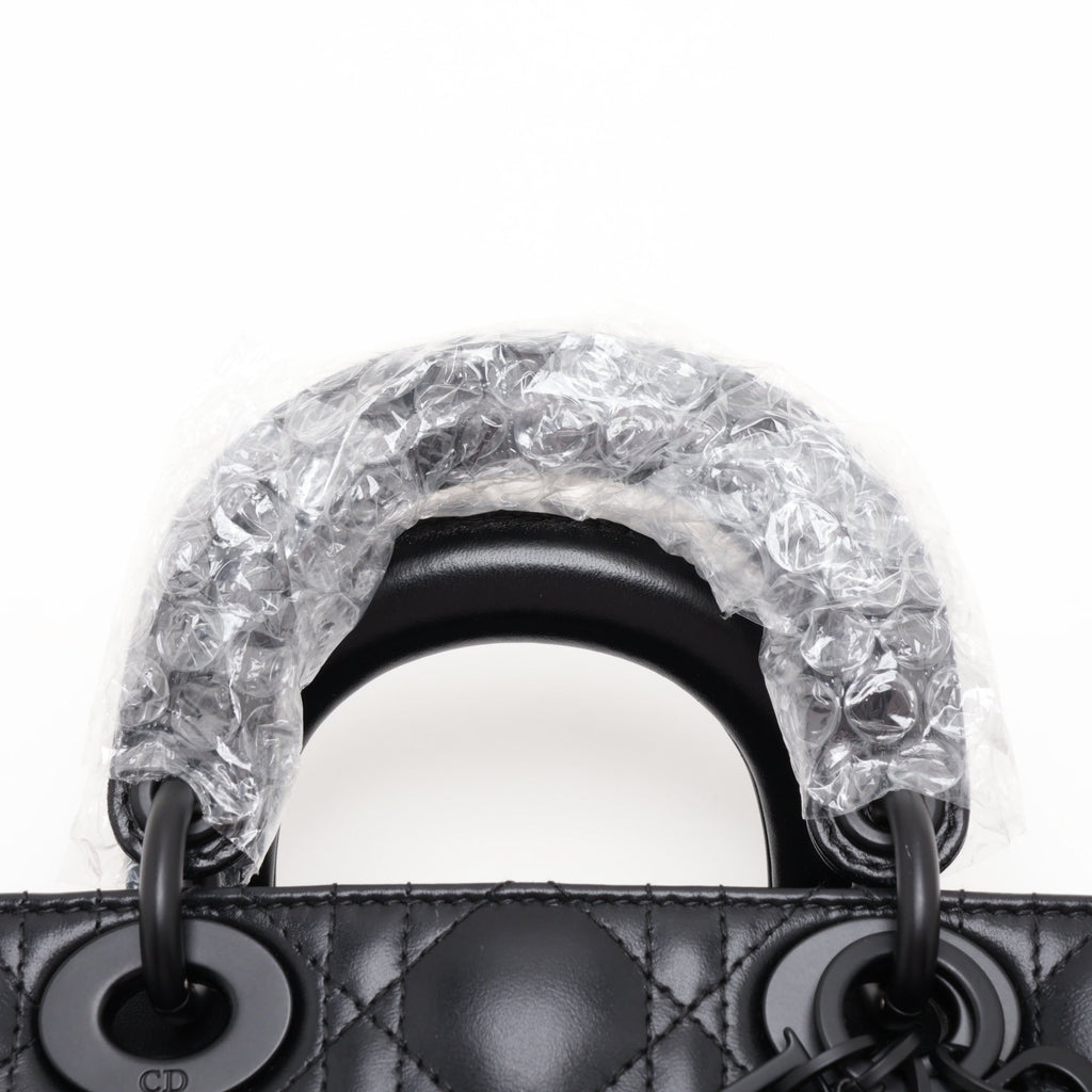 Second hand Dior Lady D-Joy Small Calfskin & Patent Cannage Top-handle Handbag Black - Tabita Bags